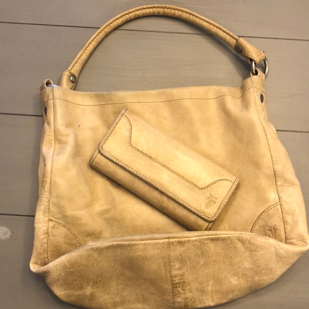 Frye Hobo Bag with matching wallet!
